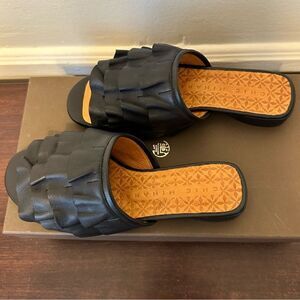 Chie Mihara volante tiered ruffle leather slip-on sandal size EU 36 or US 6